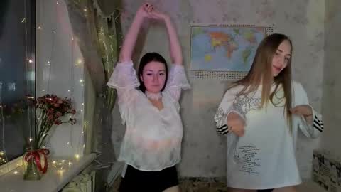 Snapshot of devpip chatting on 12.19.25 Pippi online show from 12.19.25