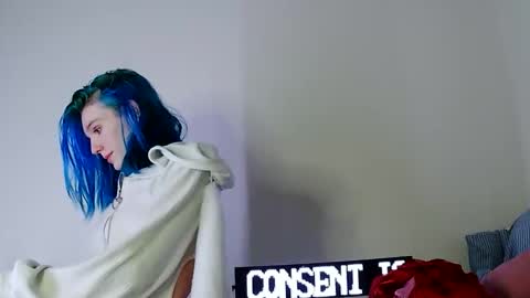 Snapshot of devykitten2018 chatting on 03.28.26 devykitten online show from 03.28.26