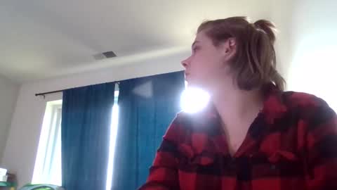 Snapshot of devykitten2018 chatting on 04.29.26 devykitten online show from 04.29.26