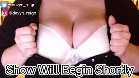 Snapshot of devynreign chatting on 07.12.26 Devyn Reign online show from 07.12.26