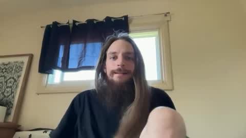 Snapshot of deweydreams chatting on 05.28.26 deweydreams online show from 05.28.26