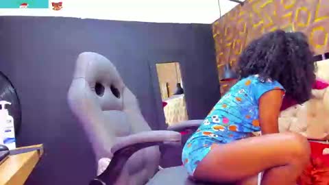 Snapshot of deyy_madisson chatting on 12.27.24 Madisson online show from 12.27.24