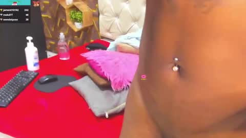 Snapshot of deyy_madisson chatting on 12.29.24 Madisson online show from 12.29.24