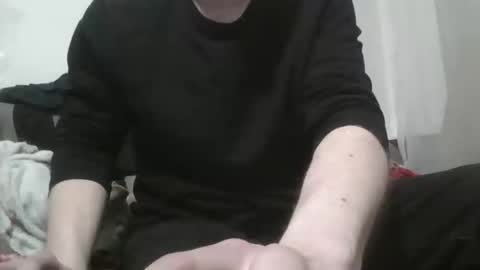 Snapshot of dezz899 chatting on 02.16.26 dezz899 online show from 02.16.26