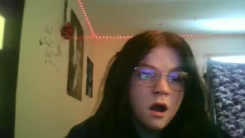 Snapshot of dezzydez354 chatting on 02.13.26 dezzydez354 online show from 02.13.26