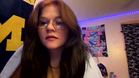 Snapshot of dezzydez354 chatting on 03.03.26 dezzydez354 online show from 03.03.26