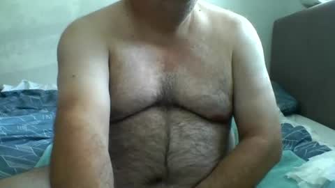 Snapshot of dgdgn chatting on 07.17.26 dgdgn online show from 07.17.26