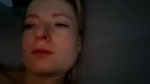 Snapshot of dgesika254182 chatting on 02.06.25 dgesika254182 online show from 02.06.25