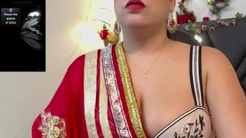 Snapshot of dharanisnisha chatting on 04.22.26 dharanisnisha online show from 04.22.26