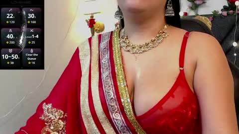 Snapshot of dharanisnisha chatting on 04.28.26 dharanisnisha online show from 04.28.26