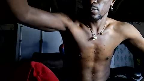 Snapshot of dhbbc454336 chatting on 09.13.25 Marcus D-von Steel as the raunchy ass sniffer thrill me with your online show from 09.13.25