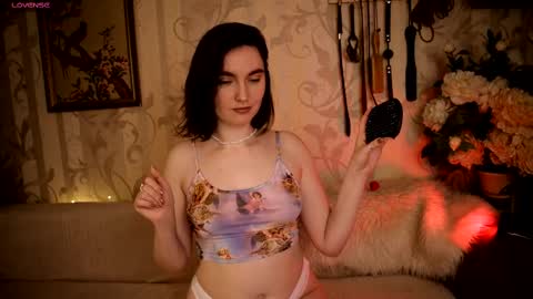 Snapshot of dia__diana chatting on 02.20.25 Diana Di Honey online show from 02.20.25