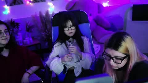 Snapshot of diaangell chatting on 03.01.26 Dia online show from 03.01.26