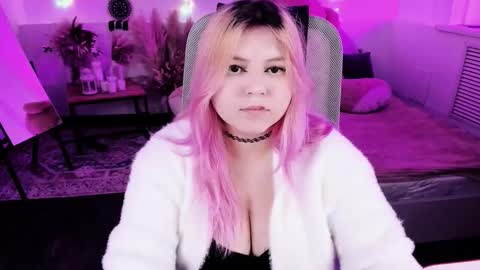 Snapshot of diaangell chatting on 03.04.26 Dia online show from 03.04.26