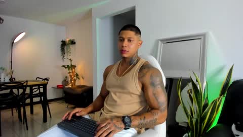 Diego online show from 03.04.25