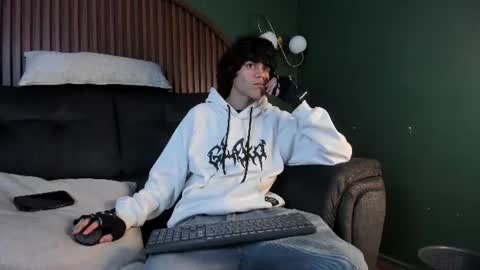 Snapshot of diamond_twink chatting on 07.12.26 diamond_twink online show from 07.12.26