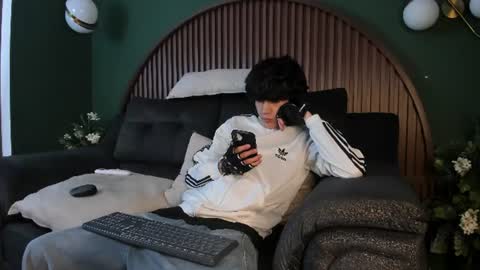 Snapshot of diamond_twink chatting on 07.13.26 diamond_twink online show from 07.13.26