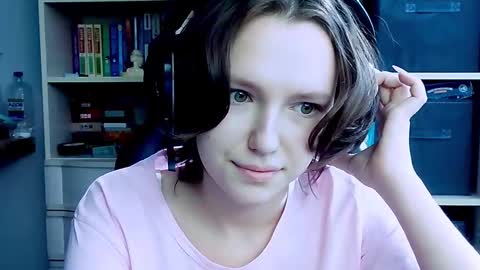 diana_back3 online show from 10.04.25