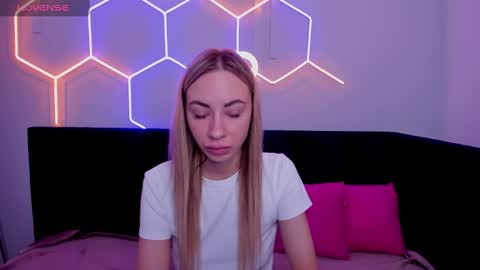 Diana  online show from 01.19.25