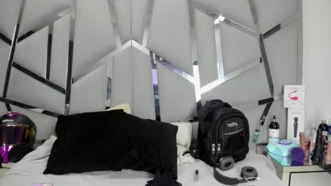 Snapshot of dianarous chatting on 03.07.26 dianarous online show from 03.07.26