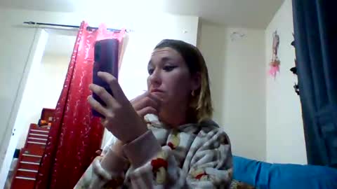 dianarussell864 online show from 11.23.25