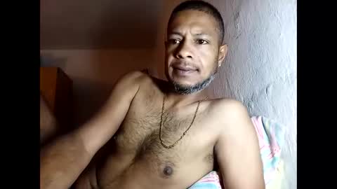 Snapshot of diannemurugan1 chatting on 05.18.26 diannemurugan1 online show from 05.18.26
