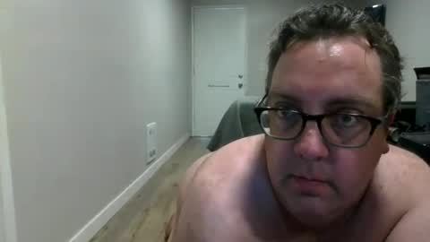 Snapshot of didgeman1984 chatting on 05.21.26 Didgeman online show from 05.21.26