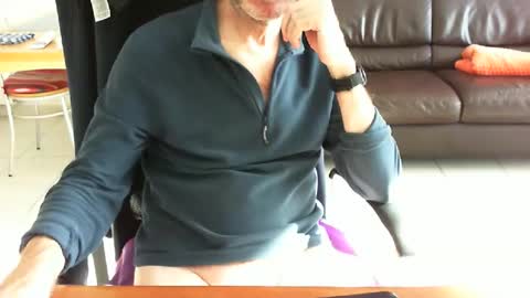 didonc from france..... online show from 03.01.26