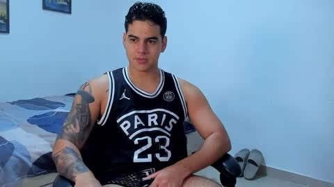 Snapshot of diego_cazas chatting on 06.08.26 DIEGO CAZAS online show from 06.08.26