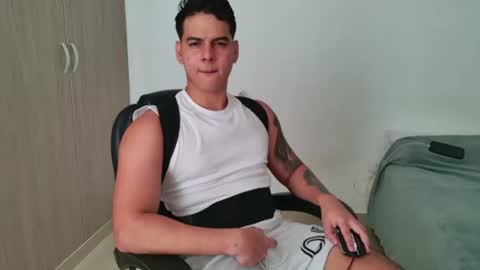 Snapshot of diego_cazas chatting on 07.12.26 DIEGO CAZAS online show from 07.12.26