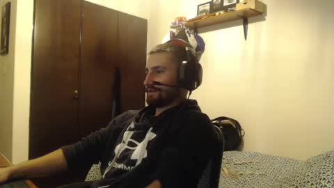 Snapshot of diegocastrotiktok chatting on 12.08.24 Diego online show from 12.08.24