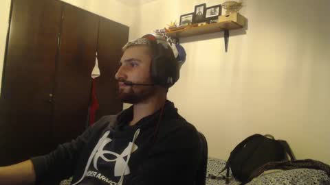 Snapshot of diegocastrotiktok chatting on 12.15.24 Diego online show from 12.15.24