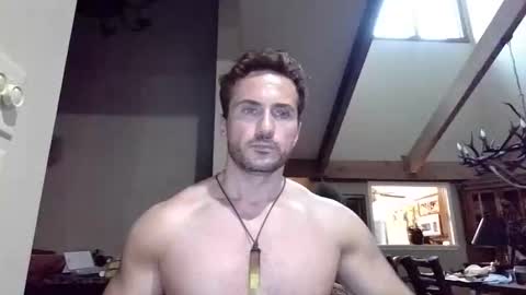 Snapshot of diegodavids chatting on 05.28.26 diegodavids online show from 05.28.26