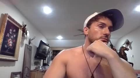 Snapshot of diegodavids chatting on 05.30.26 diegodavids online show from 05.30.26