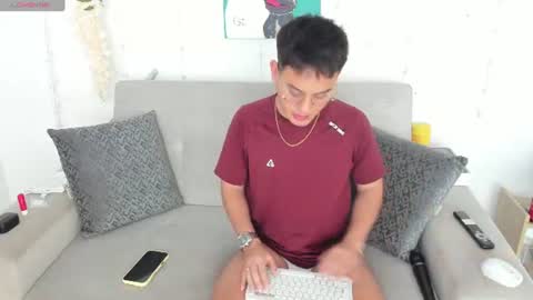 Snapshot of diegorobles30 chatting on 07.04.26 Diego Robles online show from 07.04.26