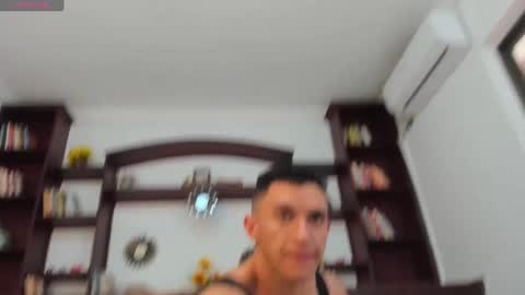 Snapshot of diegowesker chatting on 01.27.25 diegowesker online show from 01.27.25