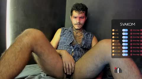 Snapshot of diemond_latinx98 chatting on 09.26.25 diemond_latinx98 online show from 09.26.25