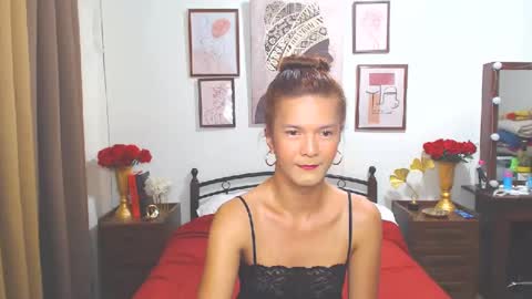 Snapshot of diense17 chatting on 12.14.24 Dennesse online show from 12.14.24