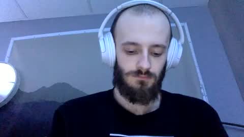 digbicknik online show from 02.22.25