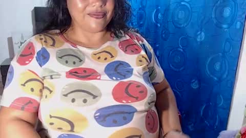 Snapshot of dihayara chatting on 02.15.25 Mariana online show from 02.15.25