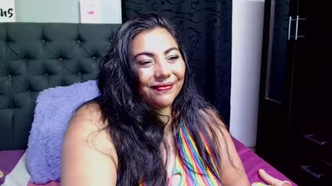 Snapshot of dihayara chatting on 03.01.25 Mariana online show from 03.01.25