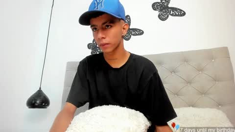 dikey_18 online show from 01.12.25