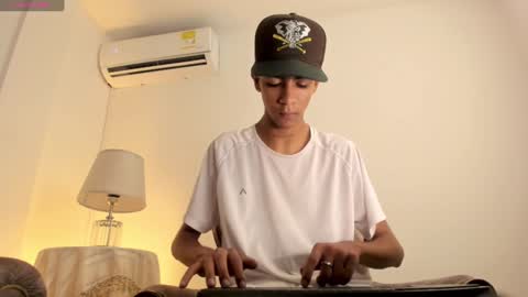 dikey_18 online show from 01.13.25