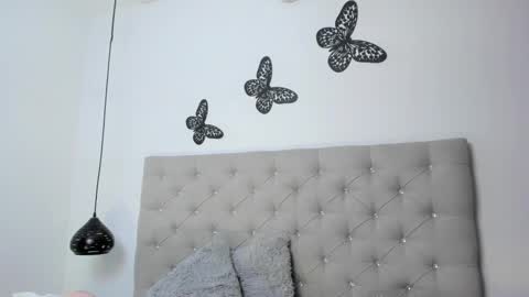 dikey_18 online show from 02.12.25