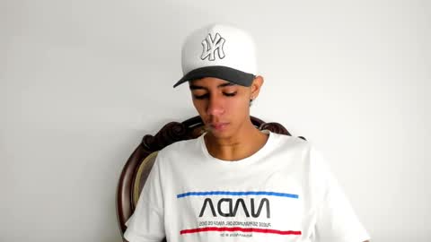 dikey_18 online show from 02.18.25