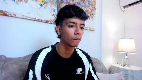 dikey_18 online show from 03.04.25