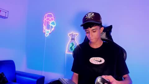 dikey_18 online show from 09.27.25