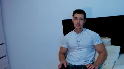 Dilan Coy online show from 01.17.25