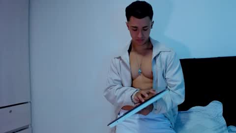 Dilan Coy online show from 02.17.25