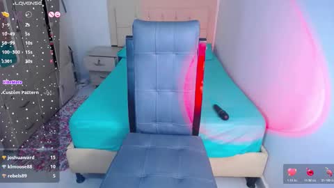 Snapshot of dilayss_skinny chatting on 12.21.25 dilayss_skinny online show from 12.21.25